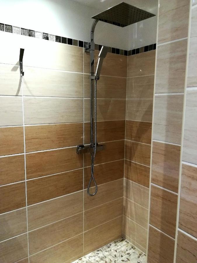 Modern Apart 70M2 - 2 Rooms - Parking อาวีญง ภายนอก รูปภาพ